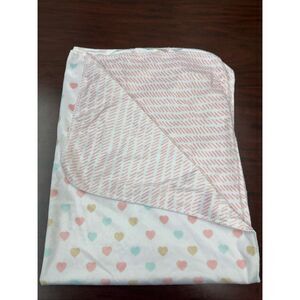 Sweet Love Children’s White Heart Print Blanket 30.5x39